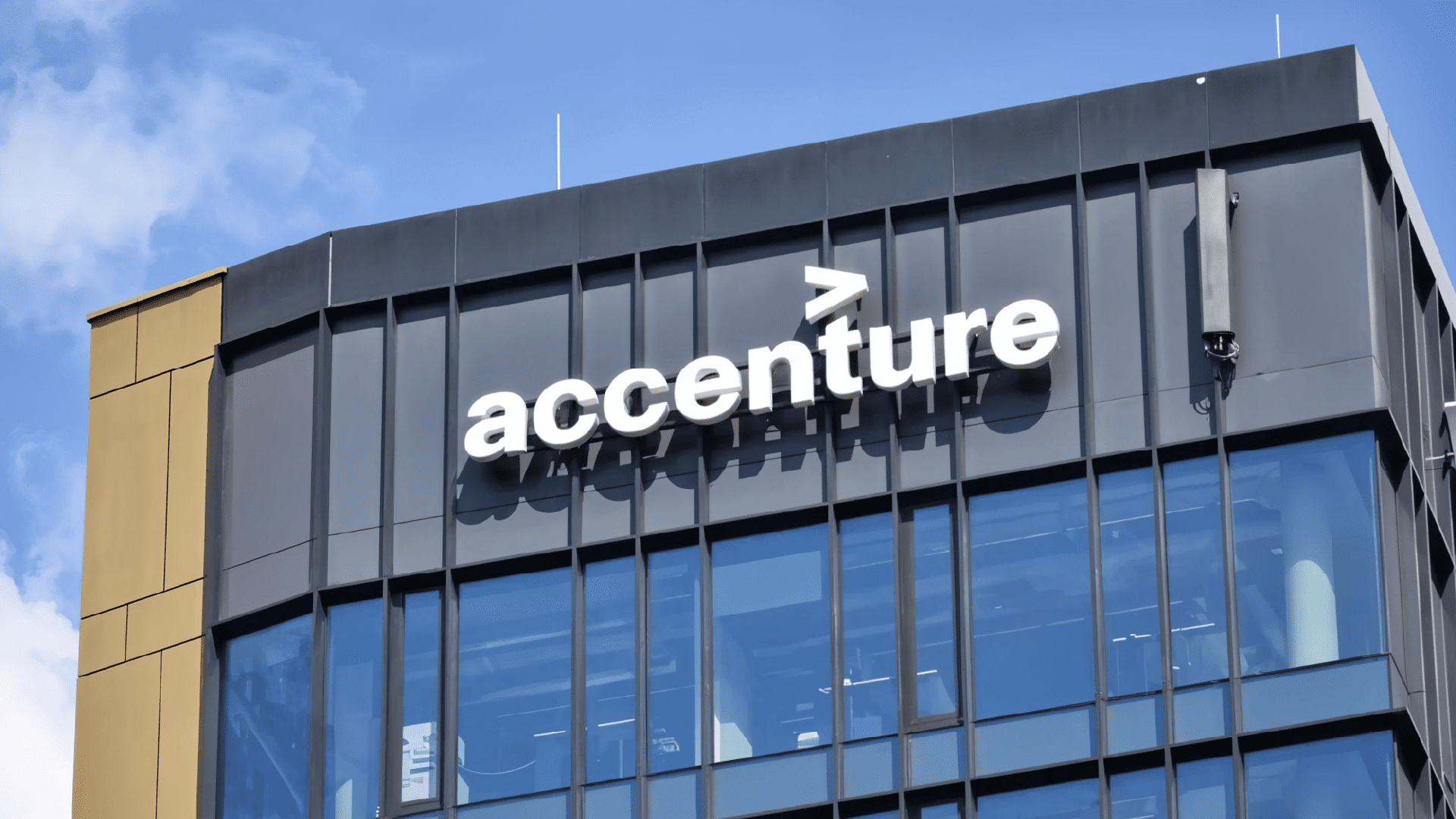 Accenture and QuSecure are protecting organizations against quantum cyber threats with pioneering crypto-agility solutions.